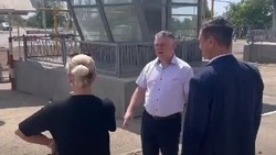 Глава ЗАТО Знаменск осмотрел будущий участок ремонта дороги 