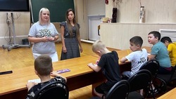 Специалисты администрации Знаменска провели мероприятие в пришкольных лагерях