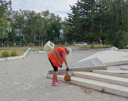 Коммунальщики Знаменска вышли на уборку улиц 