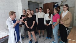 Больница Знаменска провела профориентационное мероприятие для школьников