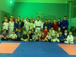 Мастер спорта международного класса по дзюдо встретился со спортсменами Знаменска