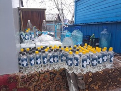 Освященную воду доставили в госпиталь Знаменска