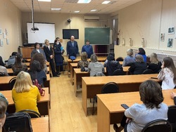 В Знаменске состоялось совещание по ремонту школы № 236 
