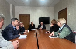 Знаменские депутаты встретились с главврачом горбольницы 