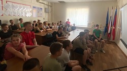 В спортивном лагере Знаменска детям рассказали о современных опасностях 