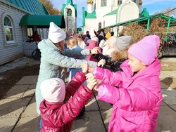В воскресной школе Знаменска объединились, чтобы отметить праздник 