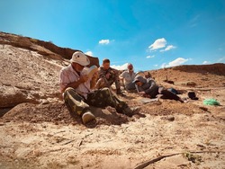 На севере Астраханской области найдены следы древнего человека