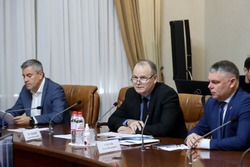 Глава Знаменска принял участие в совещании в региональном центре