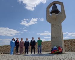 Глава Знаменска посетил мемориальный комплекс в Волгоградской области
