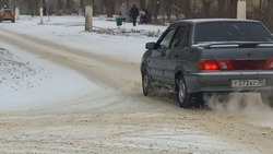 Знаменские  дорожники вышли на улицы города для очистки от первого снега