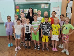 Инспектор отдела ГИБДД Знаменска встретилась с детьми  