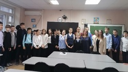 К знаменским гимназистам в гости пришла судья