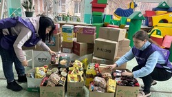 Знаменцы принимают активное участие в акции «Новогодний подарок бойцу»