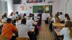 Юным знаменцам напомнили о безопасности 