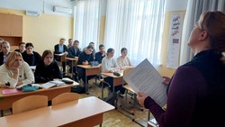  Знаменских старшеклассников познакомили с основами избирательного процесса