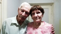 В Знаменске супруги Дуюновы отметили 65 лет совместной жизни
