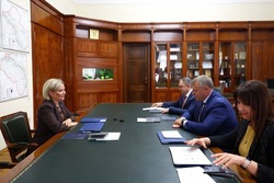 Губернатор Астраханской области встретился с министром культуры РФ