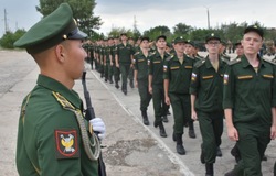 На полигоне Капустин Яр в Знаменске начались занятия для механиков-водителей