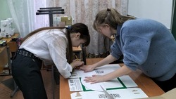 Знаменские школьницы присоединились к акции помощи участникам СВО
