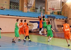 Знаменские баскетболисты успешно прошли зональный этап 