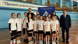 Знаменские волейболистки выступили на соревнованиях по волейболу