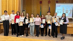 Победители конкурса сочинений в Знаменске получили награды 