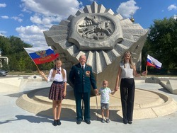 Знаменск присоединился к патриотическим акциям ко Дню Государственного флага РФ