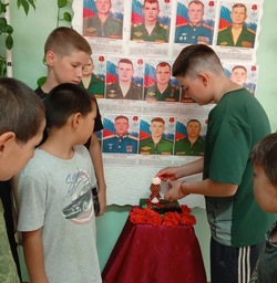 В Знаменске почтили память героев 