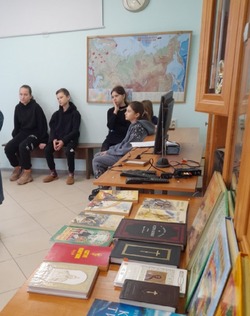  Капустиноярские подростки отметили День православной книги 