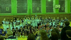 Прошли соревнования по баскетболу между школами Знаменска 