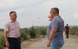Глава ЗАТО Знаменск проинспектировал ход работ на мусорном полигоне
