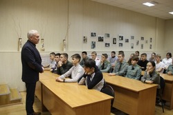 Старшеклассникам Знаменска рассказали о ведущем вузе Волгограда
