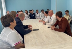 Глава Знаменска встретился с коллективом горбольницы 
