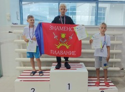 Знаменские пловцы завоевали 20 медалей в соревнованиях