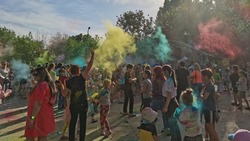 В Знаменске прошел фестиваль красок