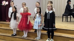 Концерт к Международному женскому дню прошел в ДШИ Знаменска 