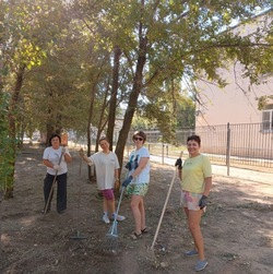 В детской школе искусств Знаменска прошел субботник 