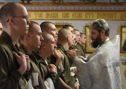 В Знаменске состоялось соборное крещение