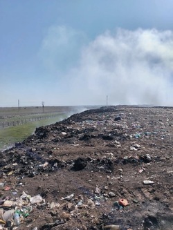 В Знаменске все средства брошены на тушение полигона ТБО 