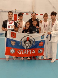 Рукопашники Знаменска вернулись из Волжского с наградами 