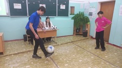 В гимназии Знаменска провели викторину «Футбол в нашей жизни»