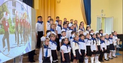 В школе Знаменска состоялась церемония вступления в ряды «Орлят России» 