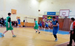 Знаменцы вышли в финал школьной баскетбольной лиги 